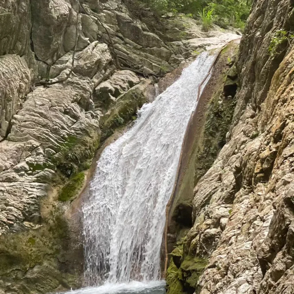 ¡Tour Descubre San Juan de la Maguana en un Día!