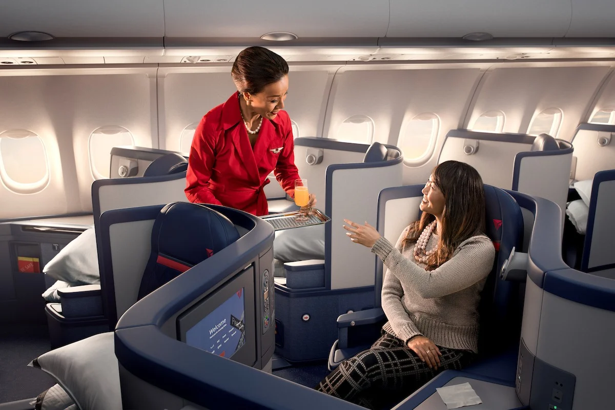 Aerolínea Delta Alcanza Nuevo Hito Reconocida como Mejor Aerolínea Global para las Américas por APEX
