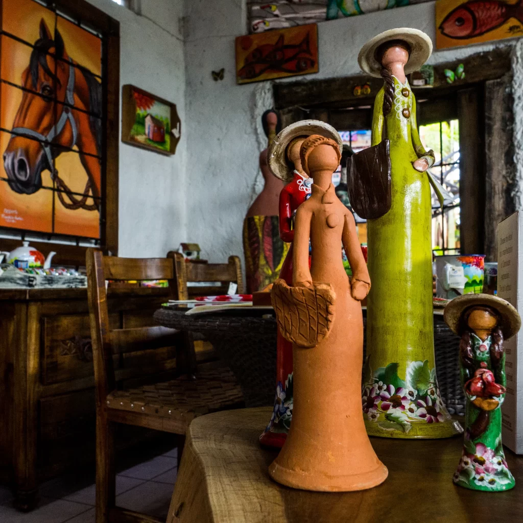 Muñecas sin Rostro: El Enigma Cultural de República Dominicana que ...