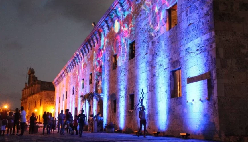 Todo lo que debes saber para vivir la Noche Larga de los Museos 2025
